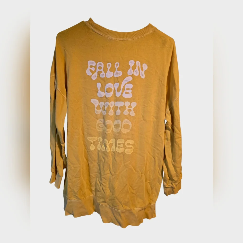 Old Navy Men's Mustard Crewneck Sweater - Picture 2 of 3